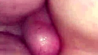 colombian sabrinafoxy performs intense routine on red stage