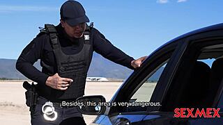 hey, check out the big booty lady elizabeth m�rquez getting sexy