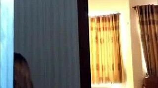 Ha Yen Fucking In The Bathroom With Vip Customer.