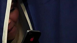 Gorgeous Babe Gets Facialized in CFNM Action