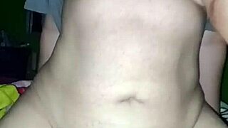 me visit� mi primastra en la monta�a y me dice quer�a ser pre�ada �ella enga�a a su esposo conmigo