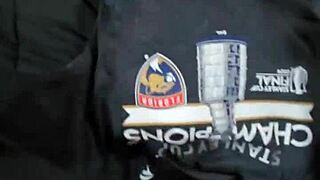 He leaves huge creampie in wife's pussy after fucking