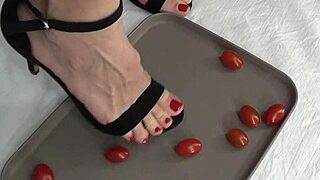 I trample tomatoes with my feet 😋