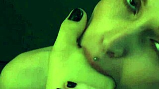 I Need You To Worship My Feet And Pussy With Licks And Toys