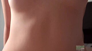 Ma�anero Con Mi Cu�ada Mi Hermano La Deja A Medias Y Se Va Trabajar Se Mete A Mi Cuarto Y Me Hace Terminar El Jale