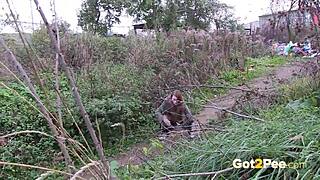 i'm this pretty czech girl peein in nature outdoors