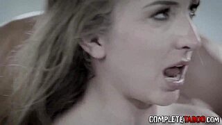 i'm fingering this kinky bathing teen in the bath