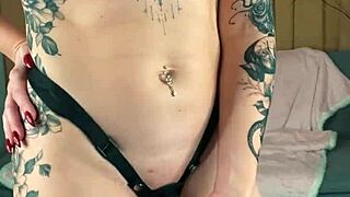 hot lady testing double strapon domination 😈