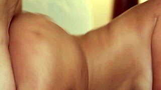 does colombian carlita ray love sex?