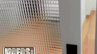 I get stuck in the kitchen sink, tease my stepdad into wild housewide fuck