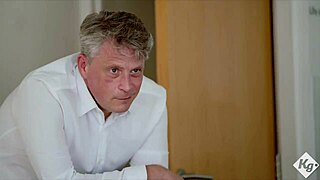 Lucky landlord fucks young roses 😍