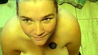 bbw wife tries golden shower for first time