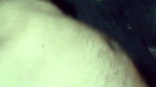 rico culo de madura en dormitorio casero con joven