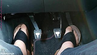 Nylon feet with toe separators in the car