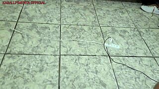 Cuckold Strokes While Watching Black Cock Penetrate His Wife - Amateur Fun?