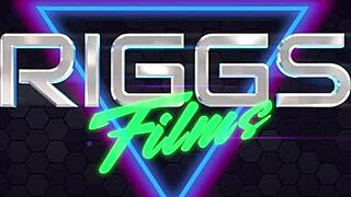 FIT KITTY COVERED IN CUM OUTDOORS