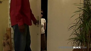 Curvy Brunette Dana De Armond Fucks Bbc Blindfolded