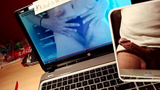 Klaudia Hotwife Gets Hot Tribute On Her Pussy