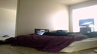 Thick and hot black mature milf in the hood