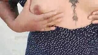 exhibiendome en playa mexicana, muestro las tetas y el culo?
