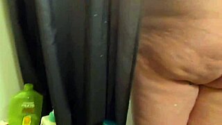 amateur bbw mature candid sandra hidden camera in shower