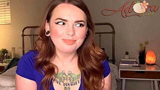 My girlfriend lets her armpit hair grow