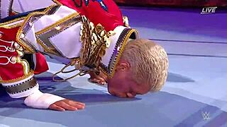 roman reigns vs cody rhodes championship wrestling match