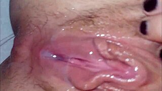 Wow, Spectacular Cumshot in Argentine Pussy!