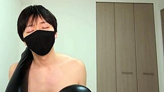 kawaii joshidaisei no ashi no nioi. mushi retaa kuro sokkusu. ashi feti, ashi koki. [souai]