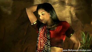 The Dreamy Indian Beauty's Pure Seduction Story