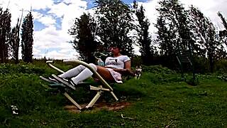 Paseo En Bicicleta Mostrando Las Bragas Este Viejito Me Queria Coger Cumshot Al Aire Libre