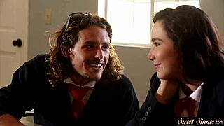 Teen Beauty Pounds Stepbrother's Hard Cock