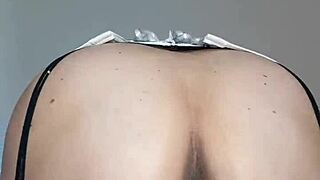 la mejor amiga de mi esposa se masturba para mi