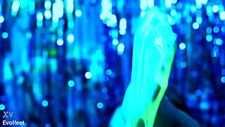 Watch Piie and Nath get messy with slime foot play? Their toes are so tempting!