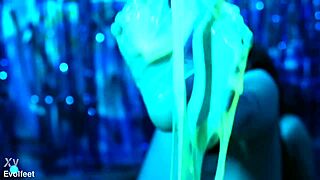 Watch Piie and Nath get messy with slime foot play? Their toes are so tempting!