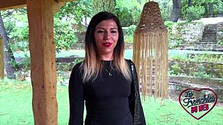 gwen belle femme sen prend plein la chatte