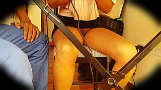 i saw under the skirts of this colombian university student, she came without panties