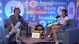 8 orgasmos de esencia migrante latina de gran culo termina haciendo garganta profunda en juan bustos podcast