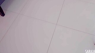 Sara jay gotta spread her fat ass to dildo fuck herself deeper