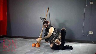 Halloween Witch Regina Noir Performs!