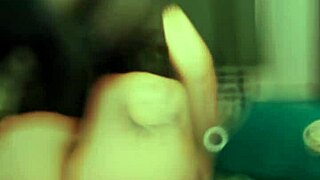 je rappelle que pour les abos chaque semaine une sextape devient gratuite