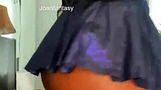 joanfantasy shows off her micro kini outfit
