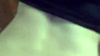 Tiuzao meets young girls from Rio Grande do Sul, sharing stories of daily life