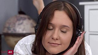 Ally Horny - Petite 18+ Teen 18+ Enjoys Double Penetration