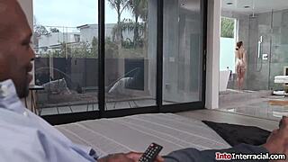 stepdaughter showers with black stepdad, things get steamy 😏