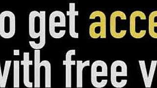 Sensual Jane indulges in big pussy lips licking