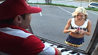 Kacey jordan bangs her mouth with ice cream before sex