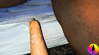 safada faz uma demonstra��o do seu boquete e mostra a sua buceta lisinha rebolando gostoso exibindo seus peitos - karol redxxx watch on sheer red