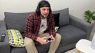 Pamela Mendoza Sucks Huge Cock from Gamer Boy