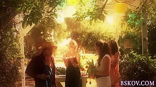 Teen Babes Lick Pussies!